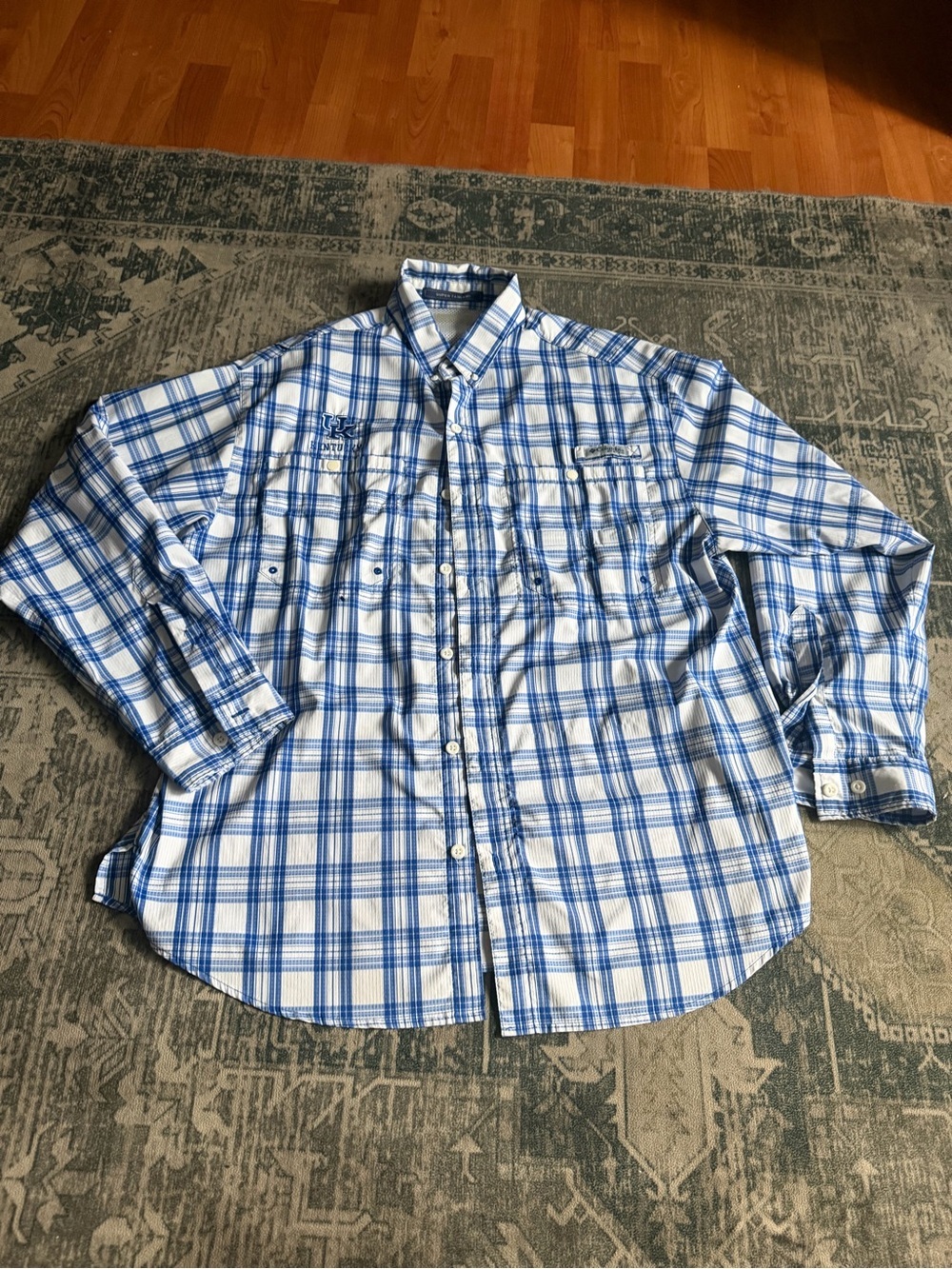 Columbia PFG Super Tamiami shirt blue and white plaid University of Kentucky XL